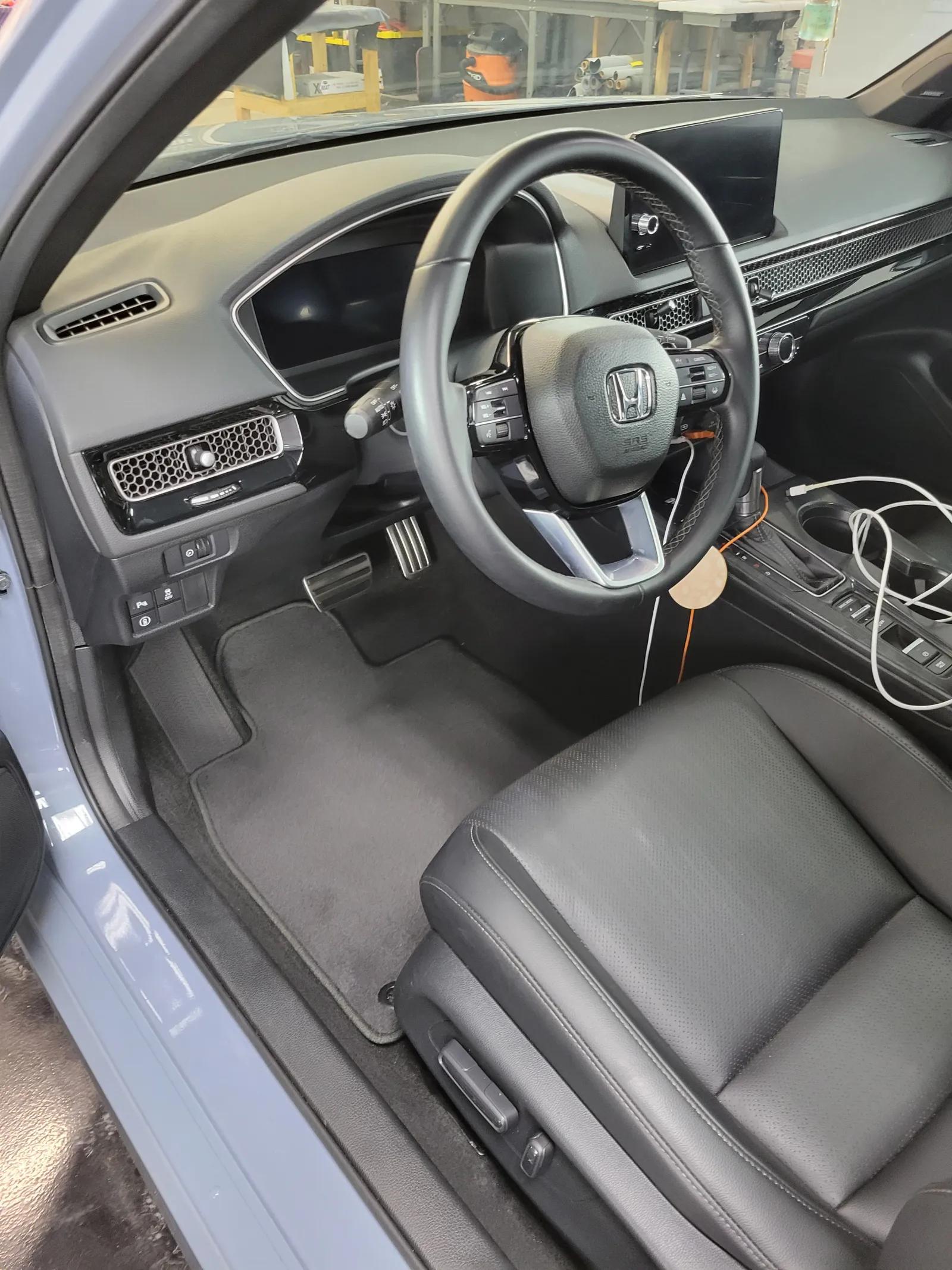 Honda Civic — interior detail by GNelson Detailing