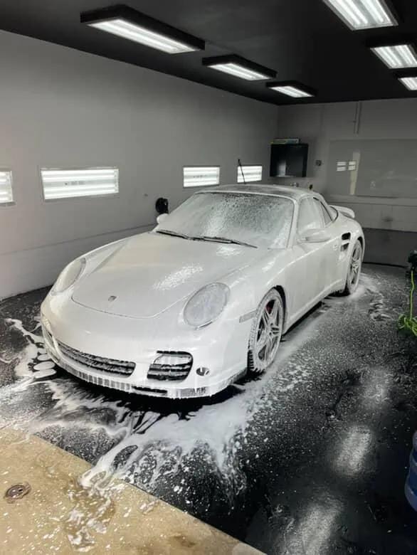 Porsche 911 Turbo — wash detail by GNelson Detailing